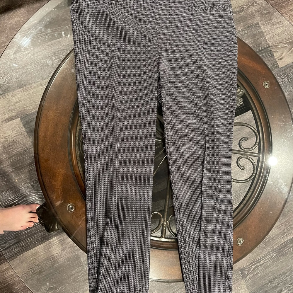 Dalia white and black capri size 14 NWT